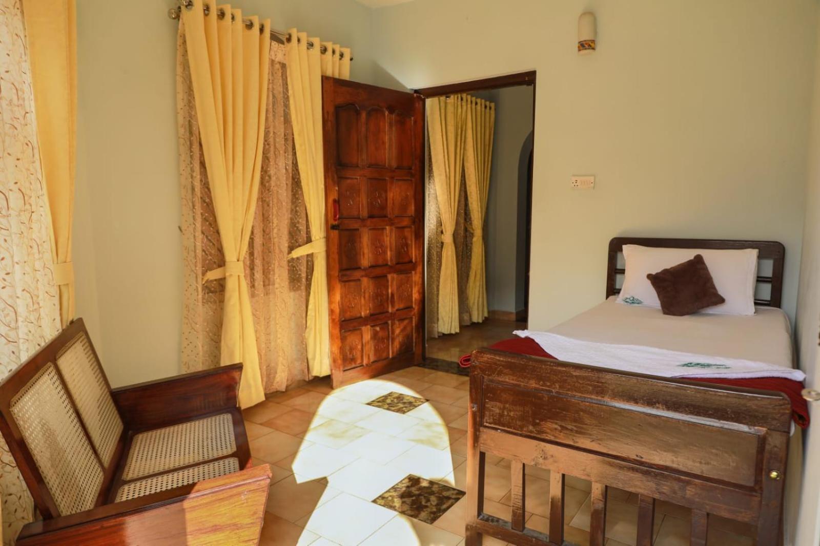 Bob Leisure'S Bed & Breakfast Ooty Exterior photo